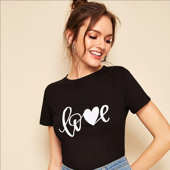 ❤️ 🆕 Love T-Shirt with a Heart - Picture 5 of 6